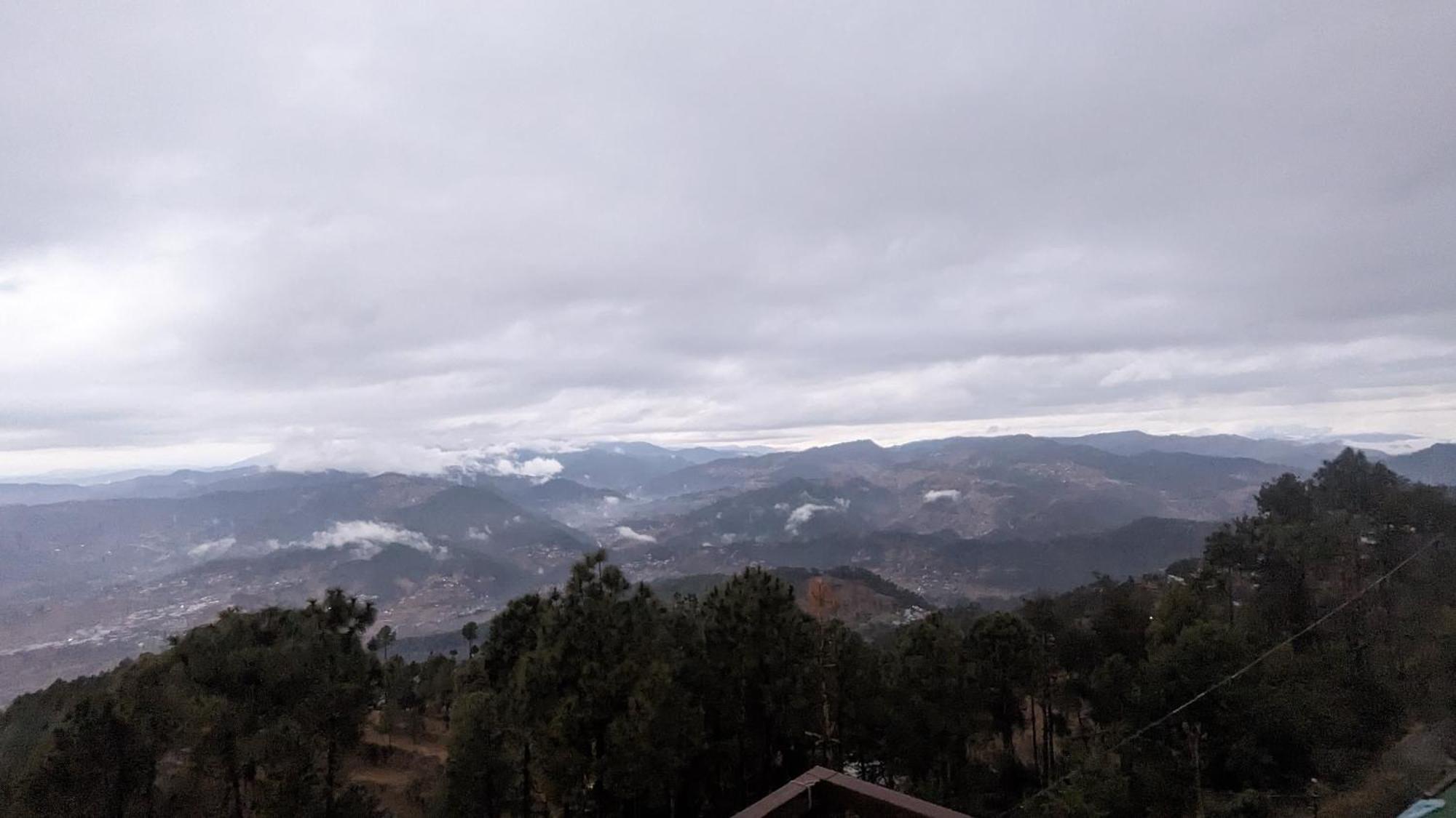 The Buransh Inn Almora Εξωτερικό φωτογραφία